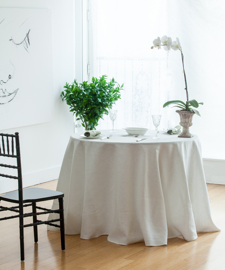 Formal Entertaining - Ivory Round Tablecloth - Pure Linen - Huddleson Linens