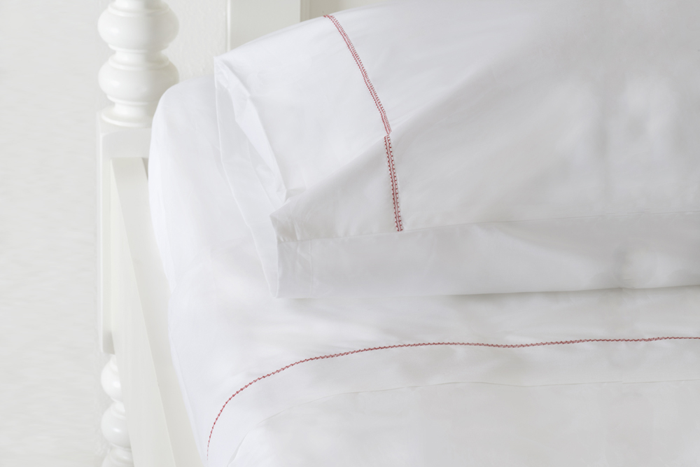 500 Thread Count Cotton Percale Sheet Set Red Hemstitch
