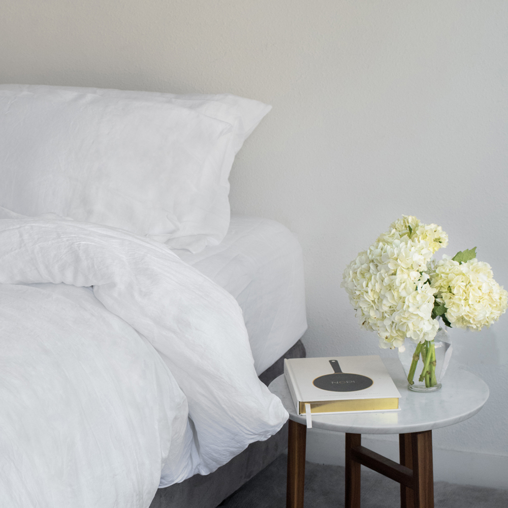 All White Decor Monochrome Cloud Bedding Italian Linen Organic Sheets Modern Traditional Bedroom Design Fresh Crisp Tranquile Sleep Sleep Well Sleep Better 