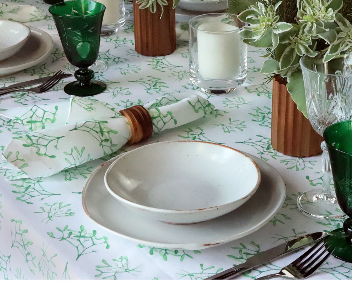 Mistletoe Christmas tablecloth