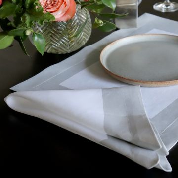 Cinta Concrete Border Linen Napkin