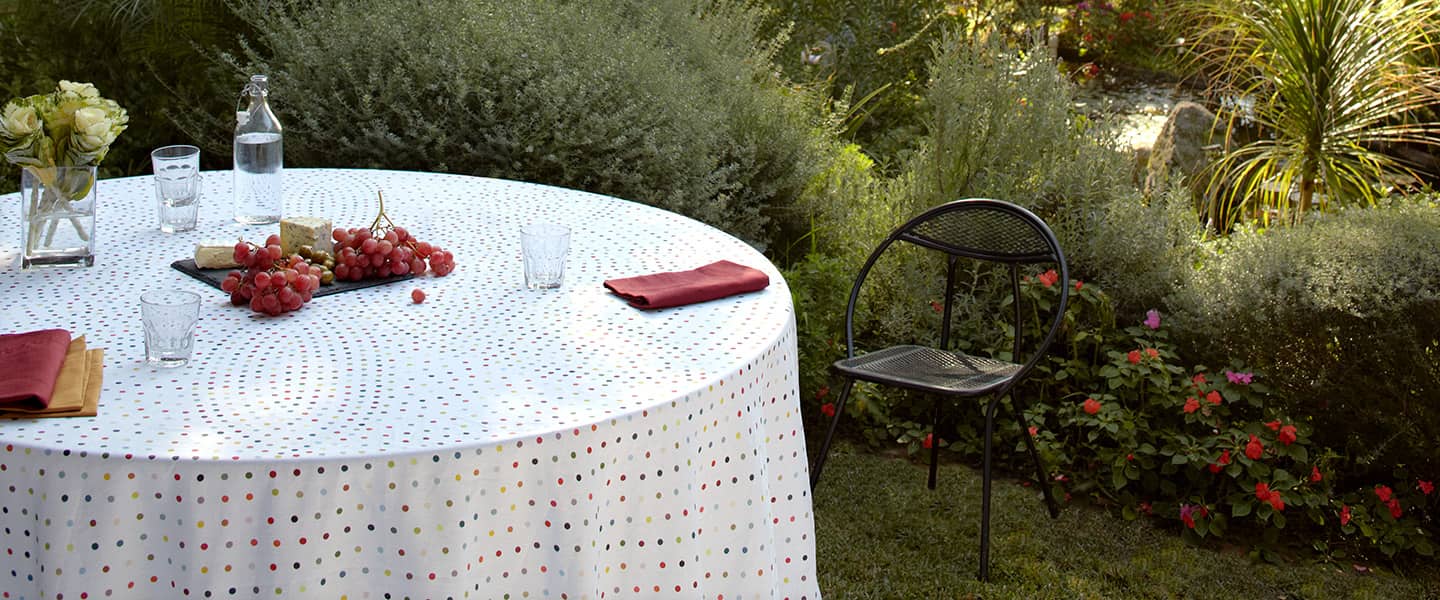 Piccadilly Polka Dot Tablecloth