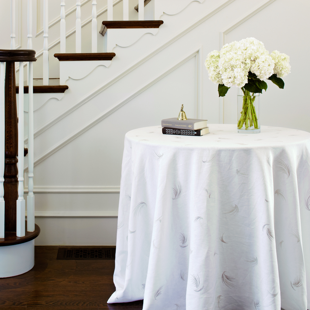 Floor Length Tablecloths