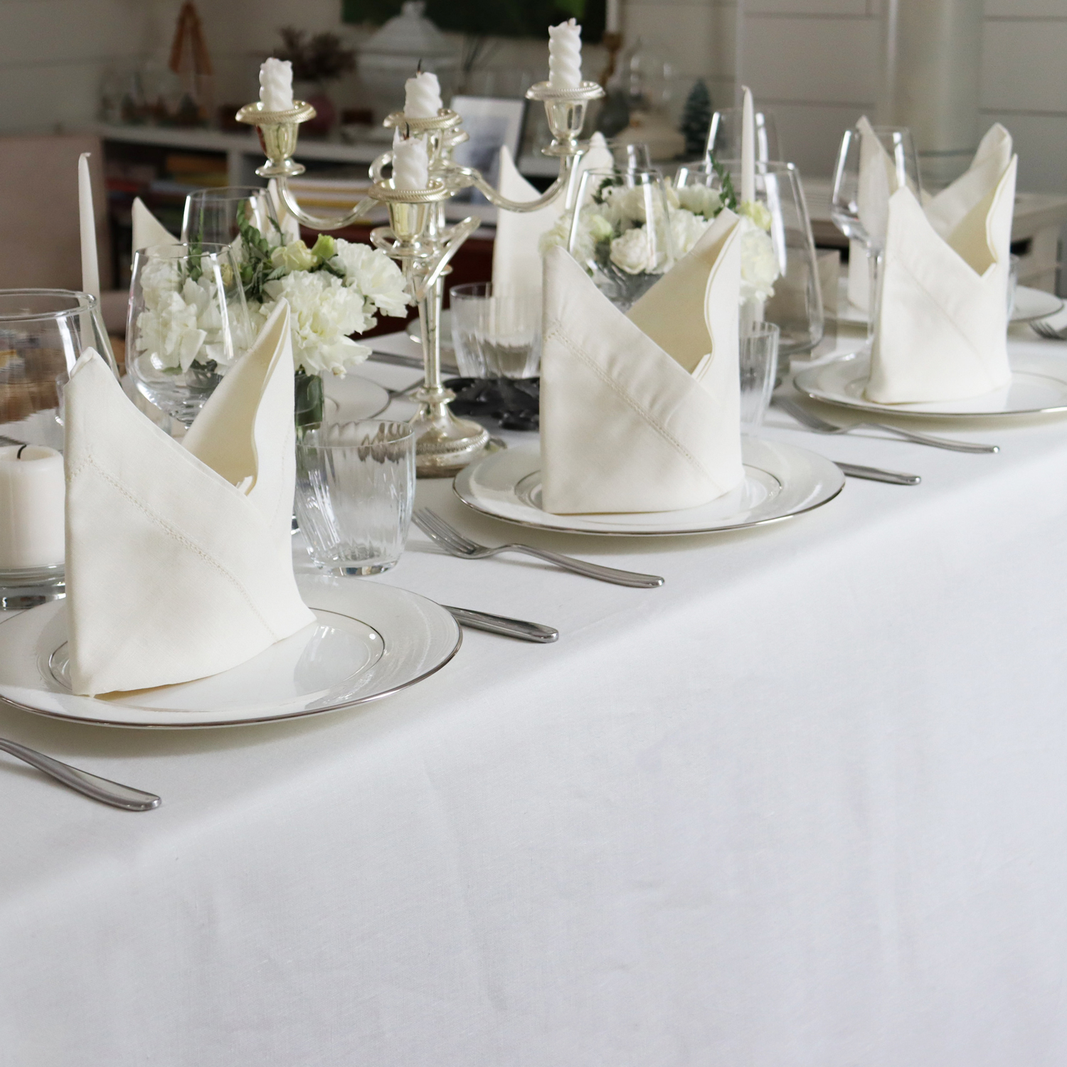 Floor Length Tablecloths