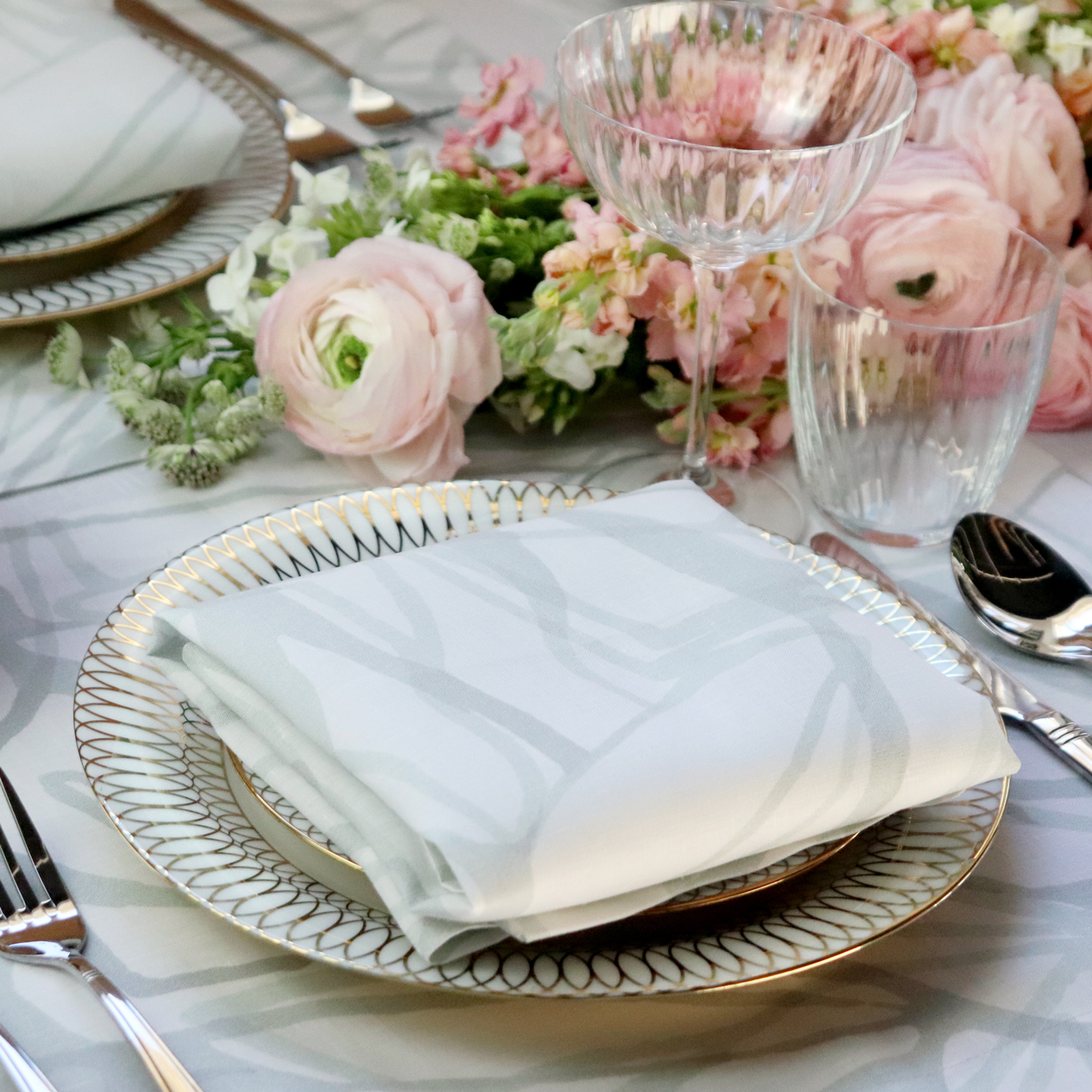 Colorful Placemats and Napkins