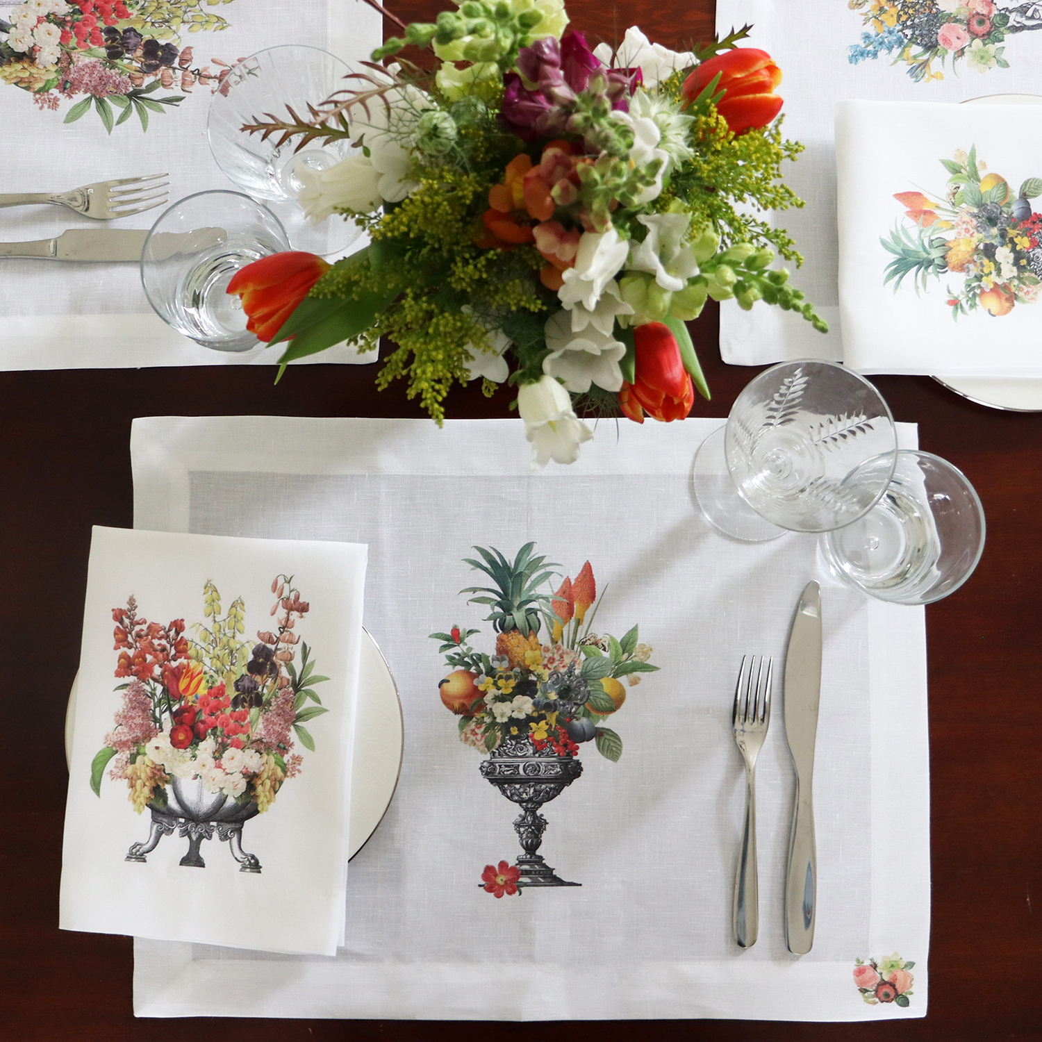 Colorful Placemats and Napkins