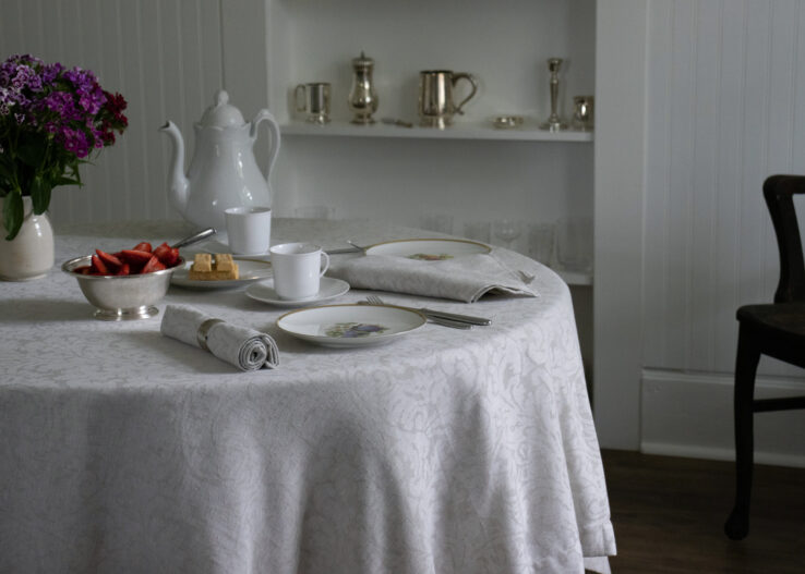 Damask tablecloths ivory jacquard luxury easy care