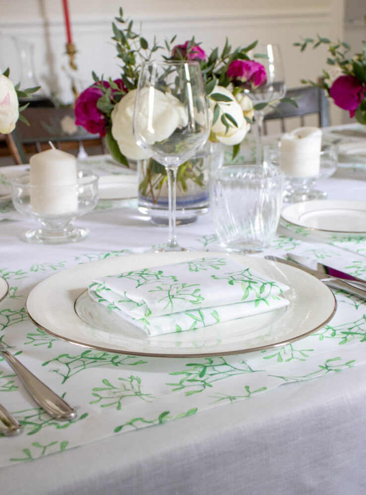 Christmas Placemat Mistletoe Print