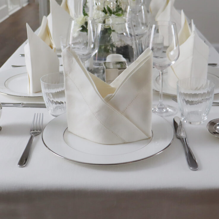 crown napkin fold